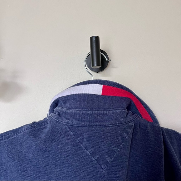 💚 Tommy Hilfiger Collar T-Shirt - Picture 11 of 12